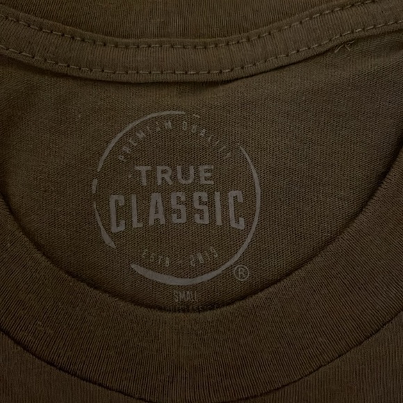 Lot of 2 NWOT true classic tees - Picture 3 of 4